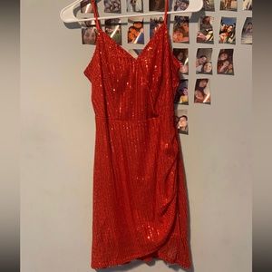 I got for a party, but ended up not liking how it looked on me.